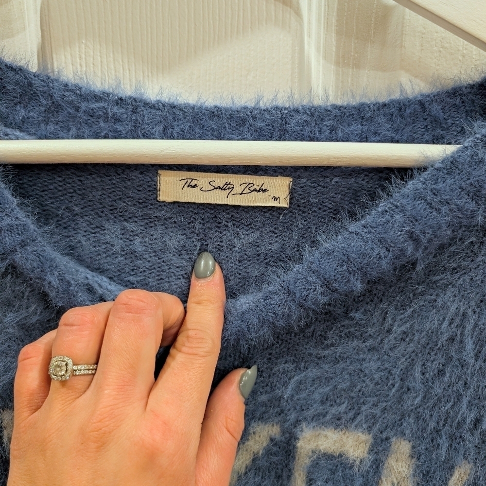 The Salty Babe 'Weekend' Eyelash Sweater - Picture 4 of 5